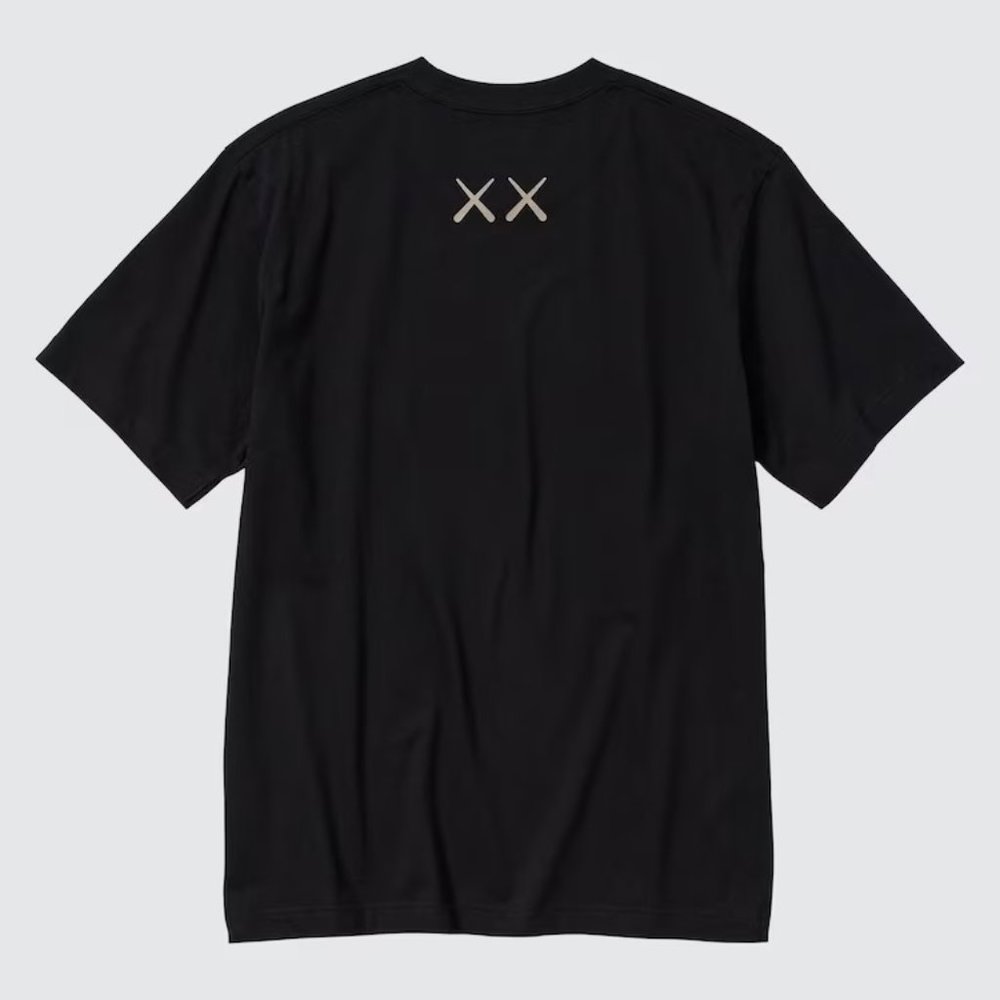 NWT Uniqlo x Kaws UT Unisex Short Sleeve Graphic T-Shirt - Picture 3 of 5